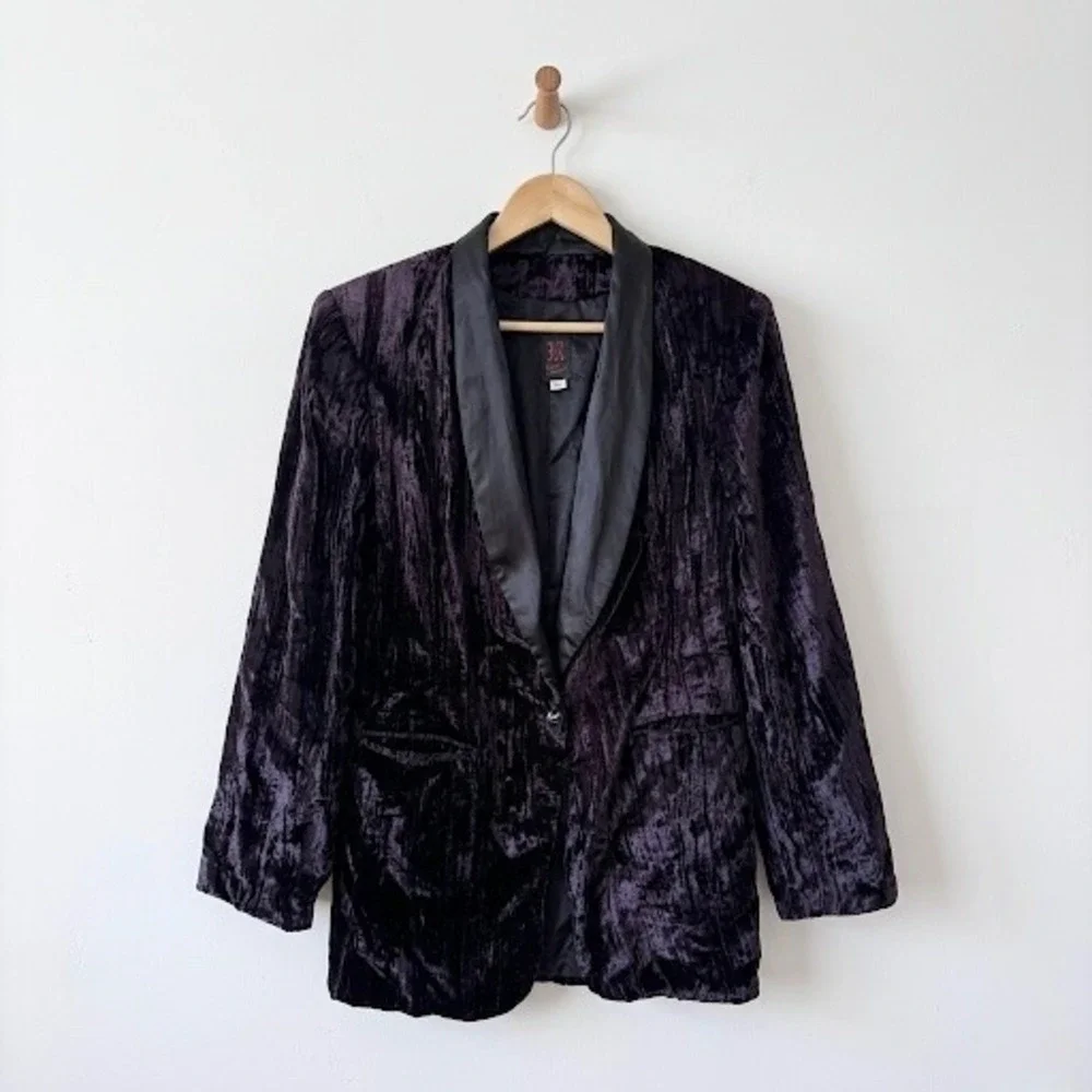 Rituals Crushed Velvet Blazer Fender Guitar Pick Button Medium Rockabilly Lounge